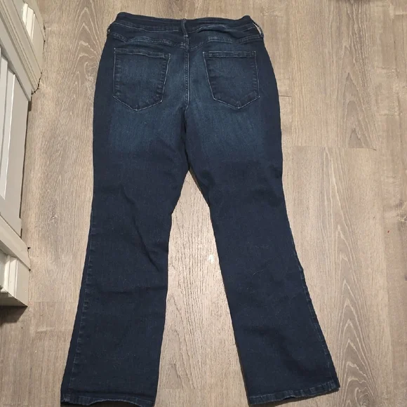 Simply Vera Vera Wang Mid Rise Bootcut Jeans - Picture 3 of 13